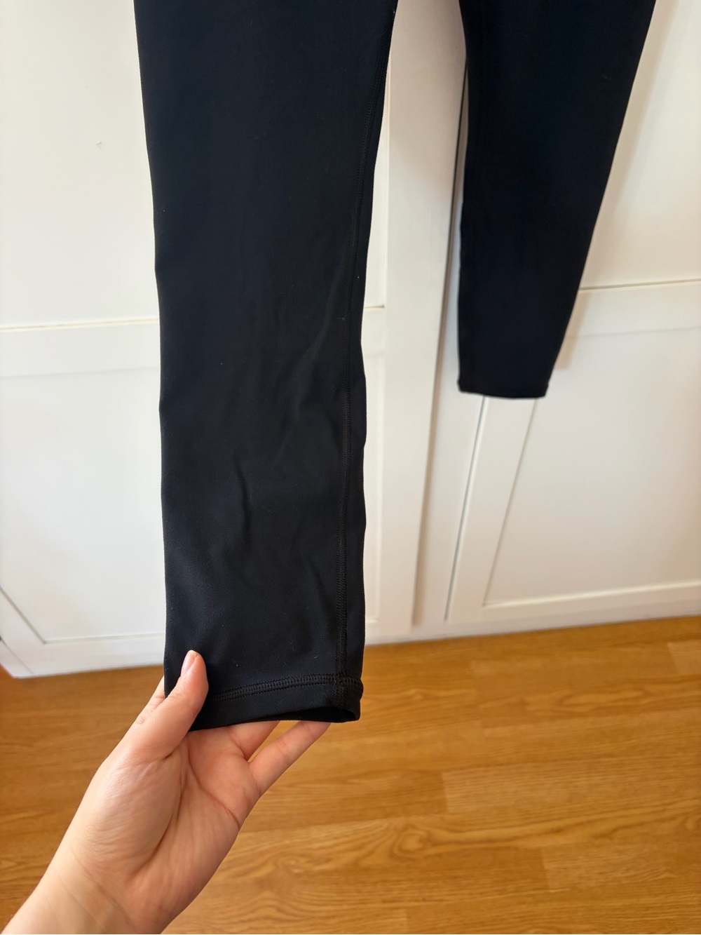 Athleta Black Transcend Crossover ⅞ Tight Leggings Size Medium Tall - Picture 9 of 9